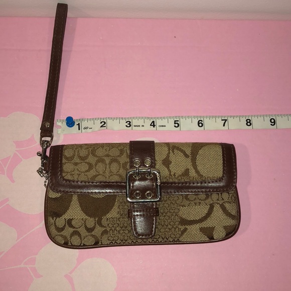 Coach Wristlet - Picture 2 of 7